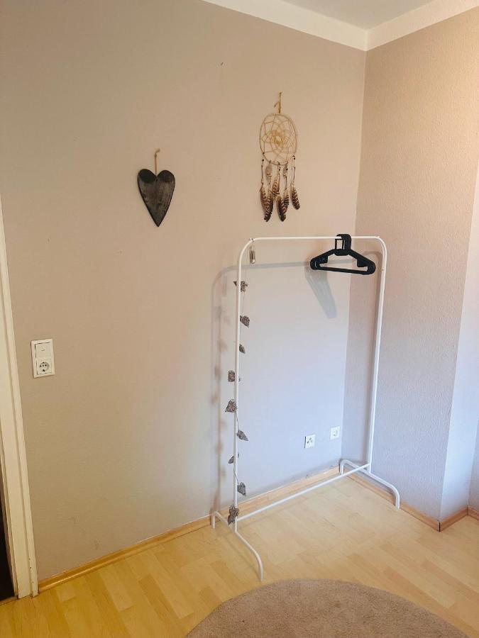 4 Zimmer 11 Personen Wohnung Garten Terrasse Grill 2 Badezimmer Wuppertal Esterno foto