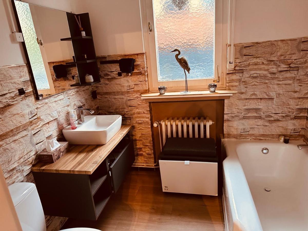 4 Zimmer 11 Personen Wohnung Garten Terrasse Grill 2 Badezimmer Wuppertal Esterno foto